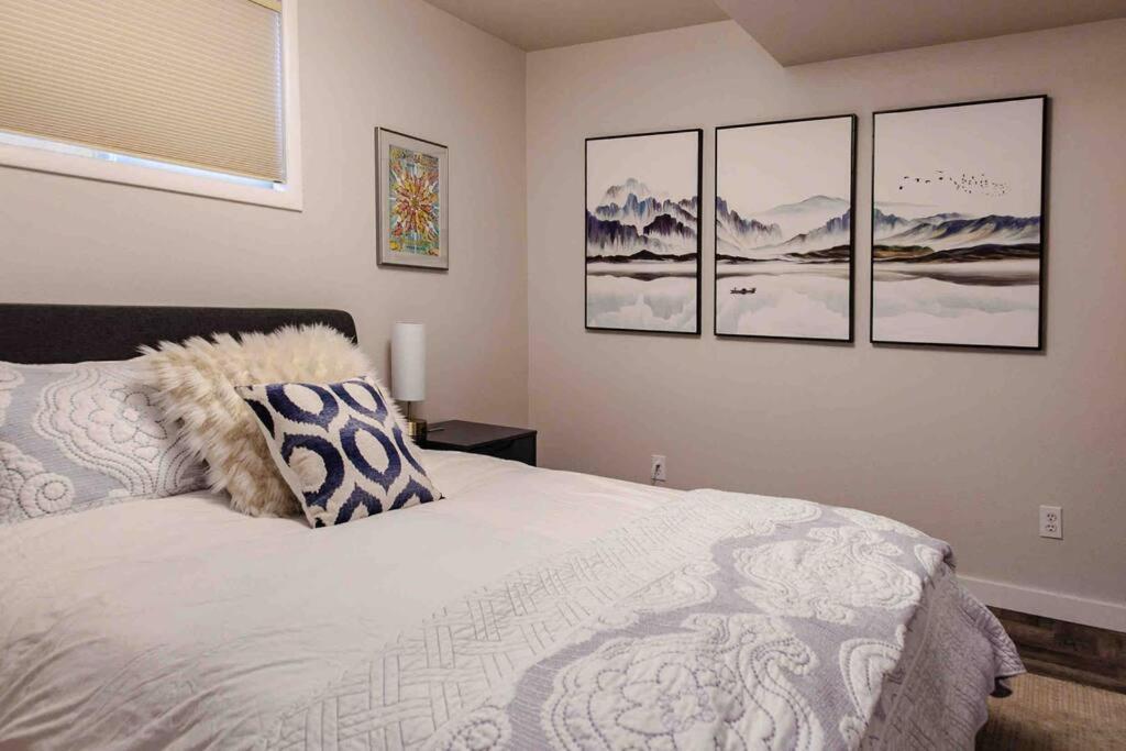 Fireweed Gardens In Roger'S Park Apartment Анкъридж Екстериор снимка