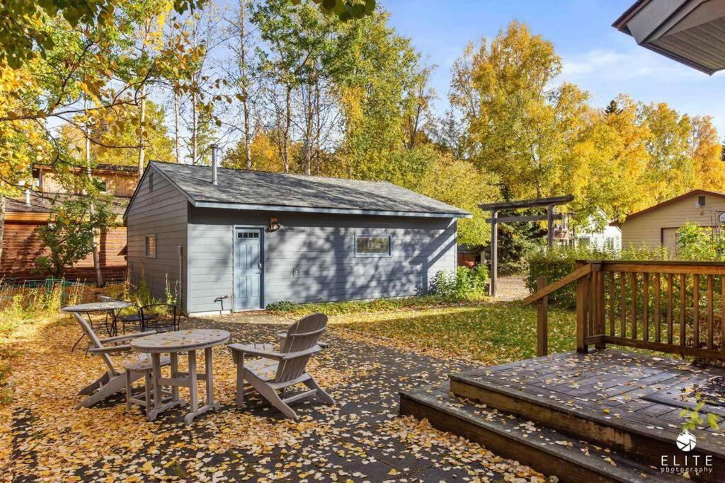 Fireweed Gardens In Roger'S Park Apartment Анкъридж Екстериор снимка